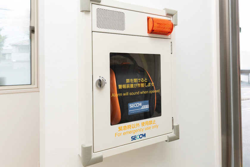 AED(自動体外式除細動器)